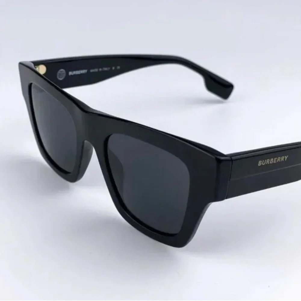 New - BURBERRY ERNEST BE4360 3993/87